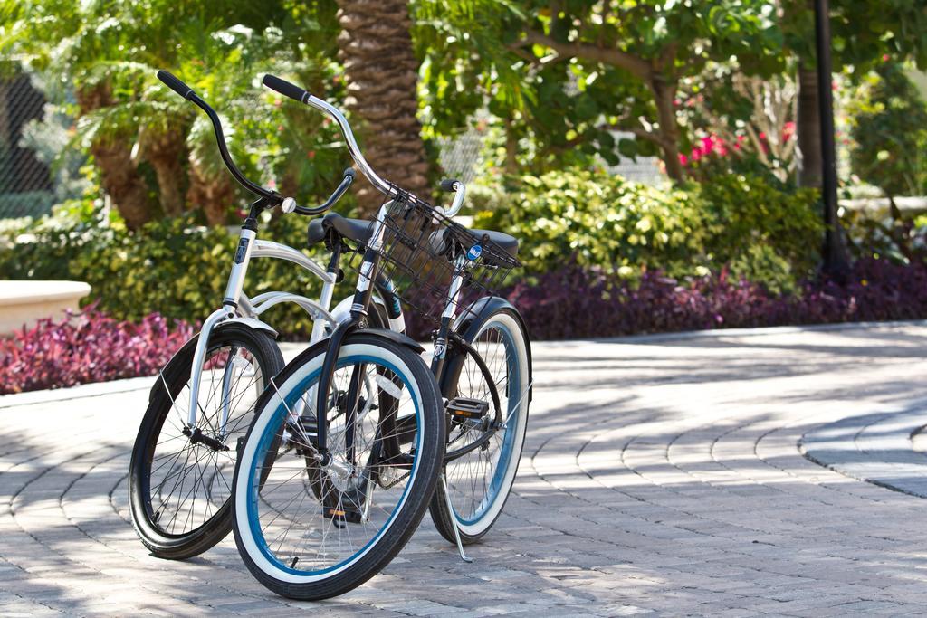 The Regent Grand Hotel Grace Bay Exterior foto