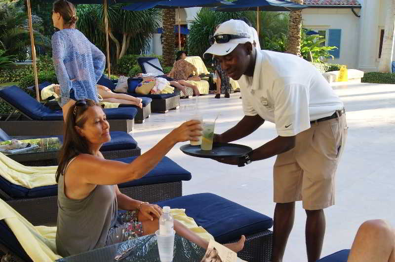 The Regent Grand Hotel Grace Bay Exterior foto